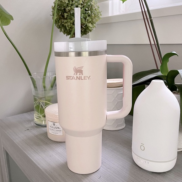 Stanley 40oz Quencher H2.0 Tumbler - Picture 5 of 7